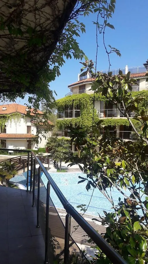 Апартамент Лагуна Aйланд Sozopol